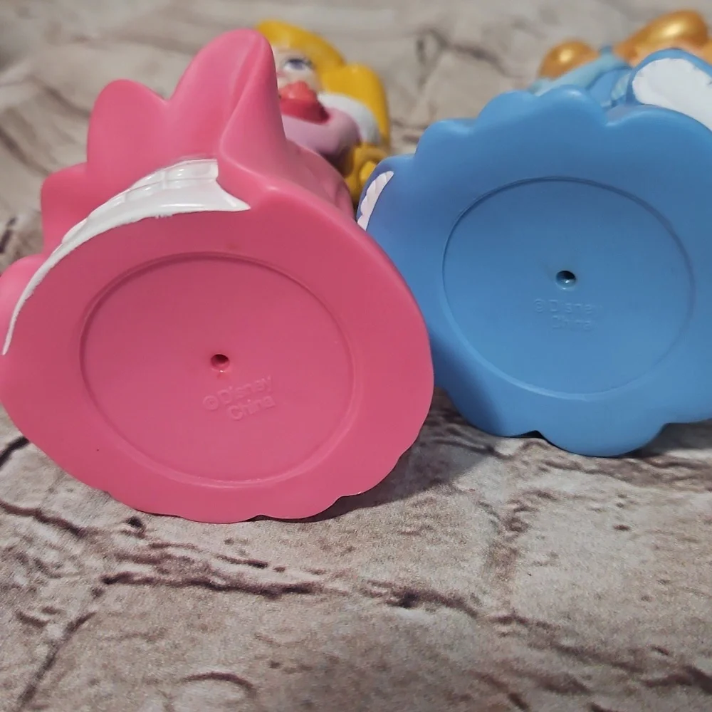 Disney‎ Princess plastic figurines
